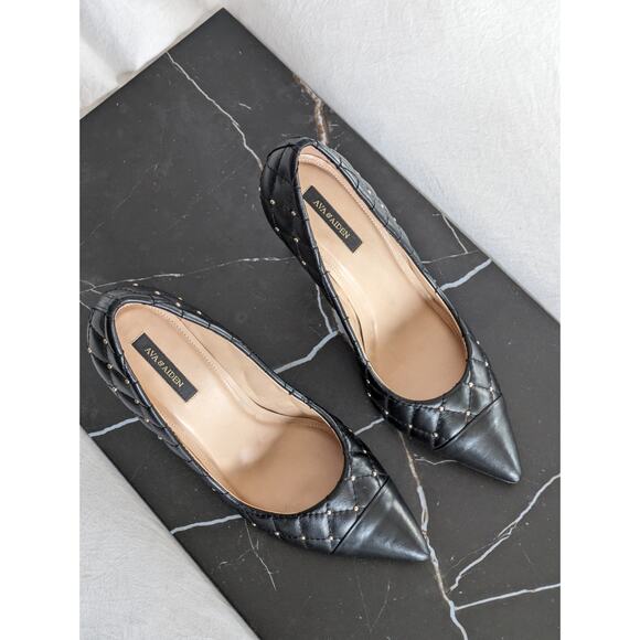 Ava & Aiden Black Pumps | Size 8.5 - Picture 3 of 5